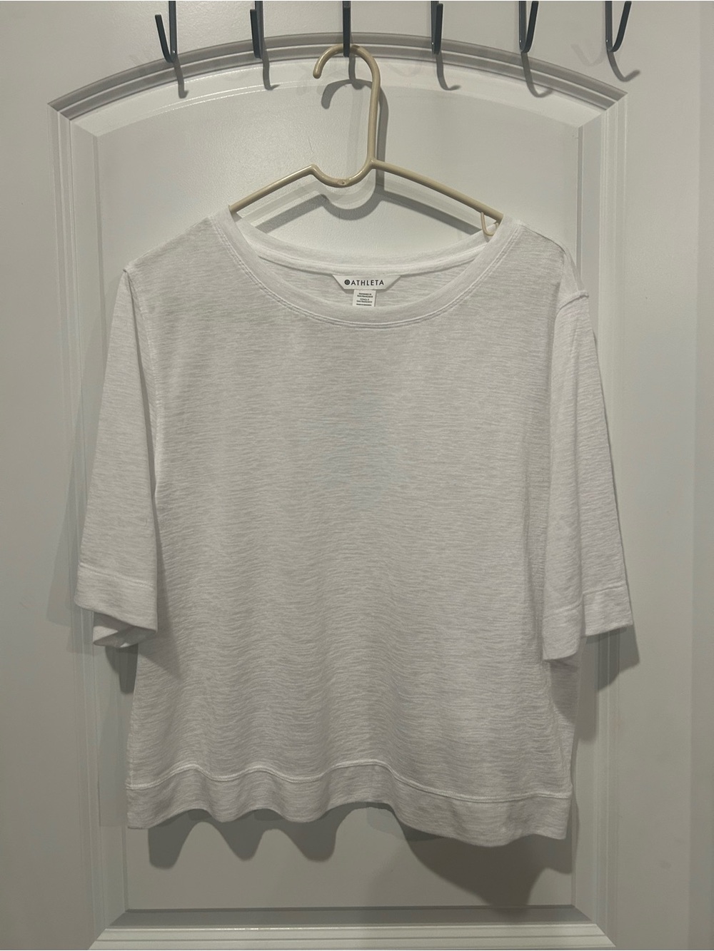 Athleta White Crewneck Tee